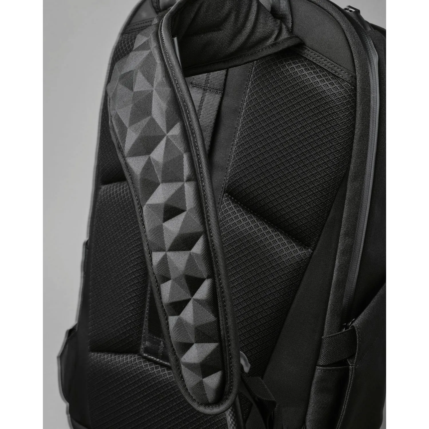 ALPAKA Elements Backpack Pro 600D