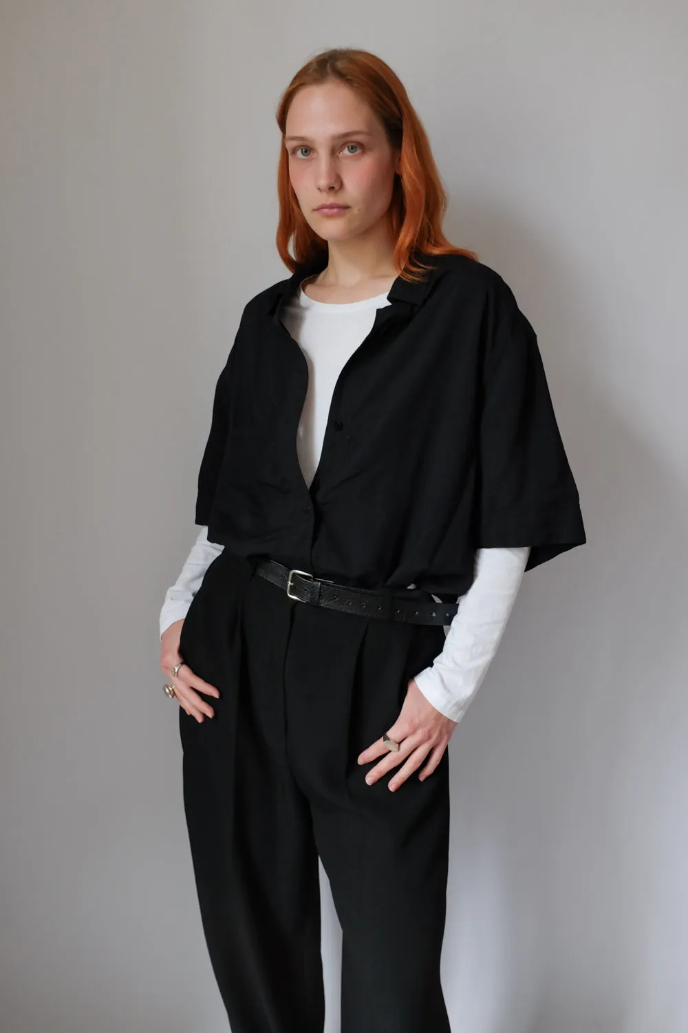 BLACK SHORT ARM OVERSIZE SHIRT