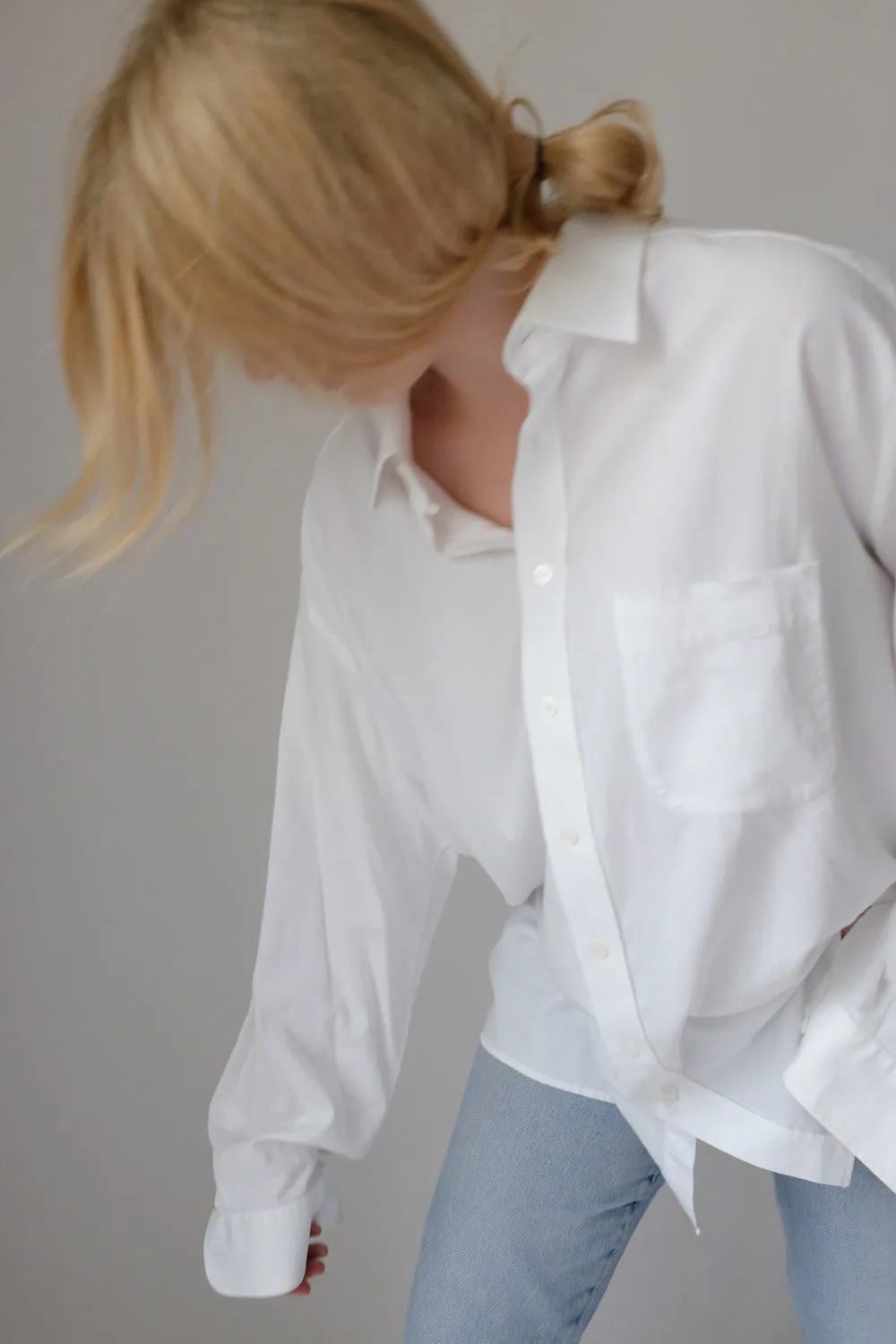 CLASSY VINTAGE WHITE OVERSIZE SHIRT