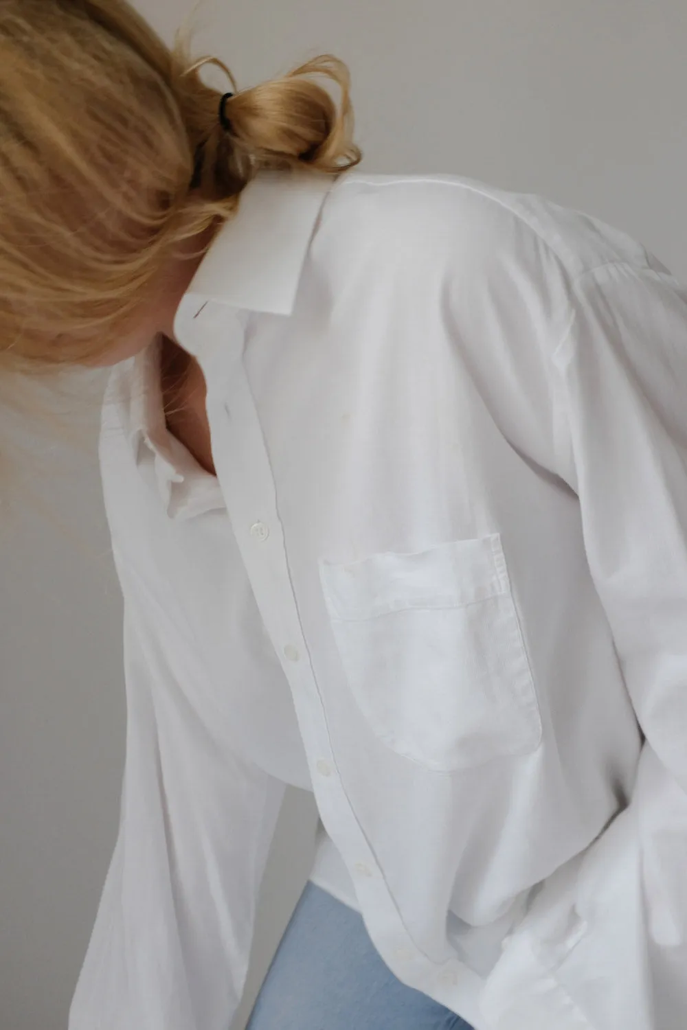 CLASSY VINTAGE WHITE OVERSIZE SHIRT