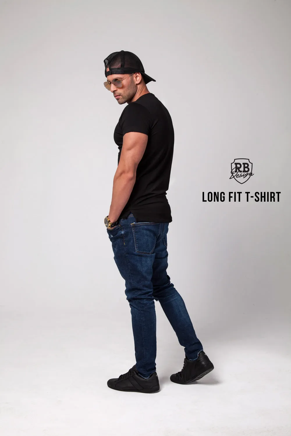 Men's Round Neck Black T-shirt Long Fit